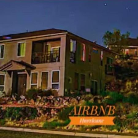 הוריקיין The Zion House - Affordable Bedrooms מראה חיצוני תמונה